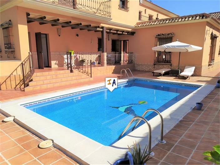 Image No.3-5 Bed Villa for sale