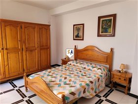 Image No.12-Villa de 6 chambres à vendre à Loja