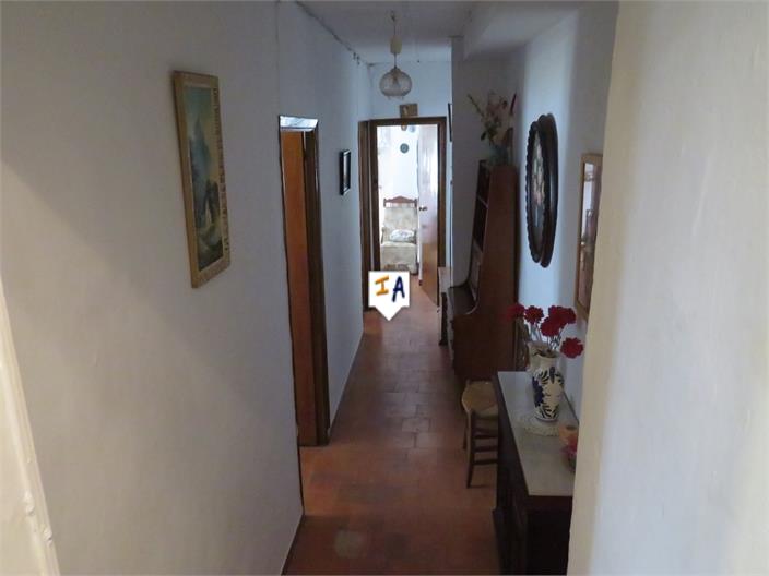 Image No.14-5 Bed House for sale