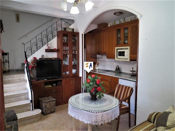 Image No.4-5 Bed House for sale