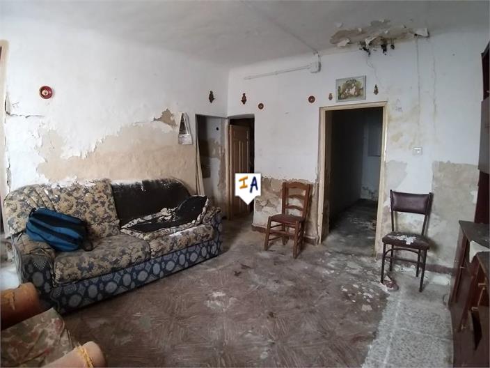 Image No.9-5 Bed House for sale