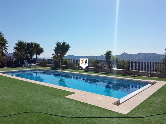 Image No.14-4 Bed Villa for sale