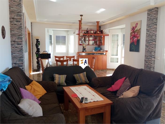 Image No.10-4 Bed Villa for sale