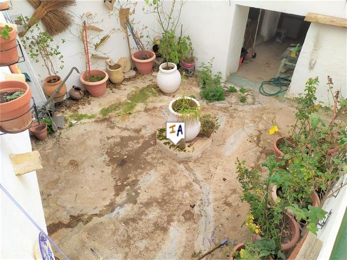 Image No.14-4 Bed House for sale