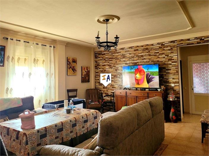 Image No.14-6 Bed House for sale