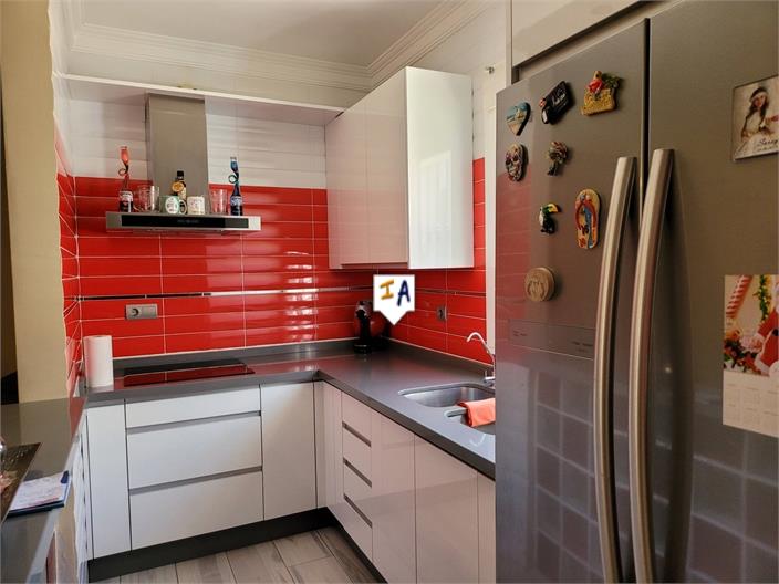 Image No.4-6 Bed House for sale