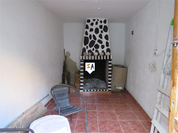 Image No.14-2 Bed House for sale