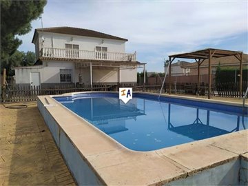 1 - Almodóvar del Río, Villa