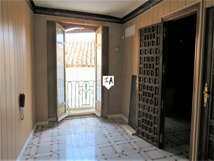Image No.13-3 Bed House for sale