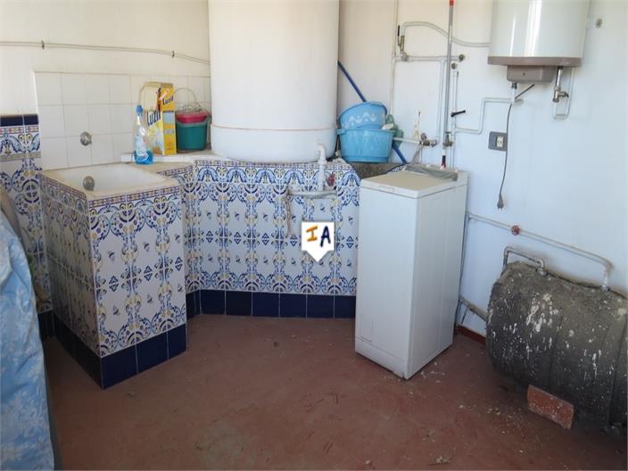 Image No.17-3 Bed House for sale