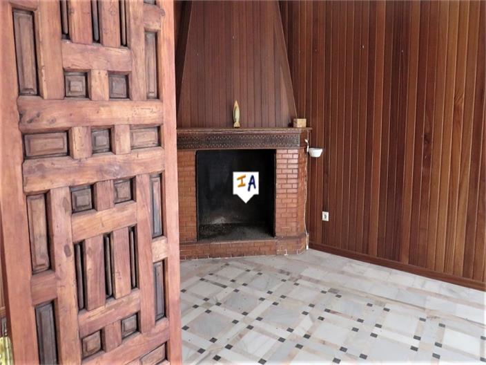 Image No.8-3 Bed House for sale