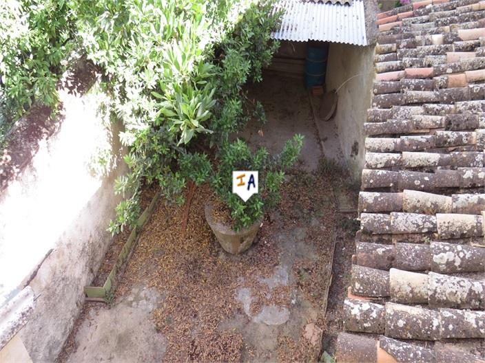 Image No.8-3 Bed House for sale