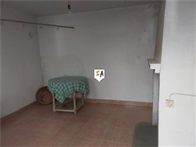 Image No.14-3 Bed House for sale