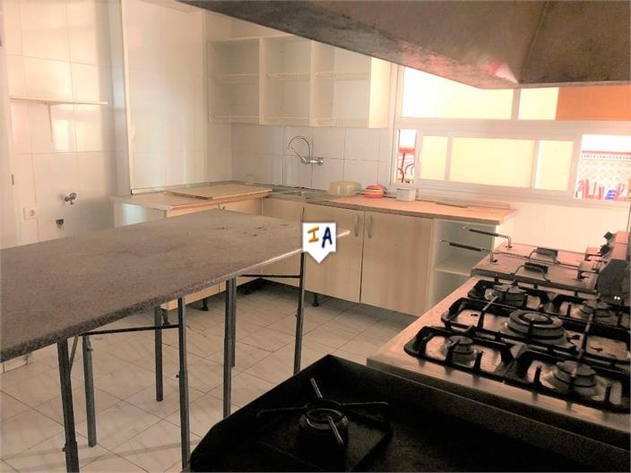 Image No.14-14 Bed Commercial for sale