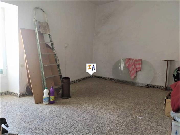 Image No.14-5 Bed House for sale