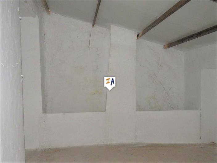 Image No.11-5 Bed Farmhouse for sale