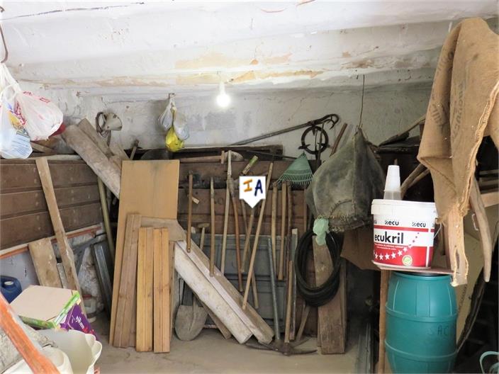 Image No.14-5 Bed Farmhouse for sale