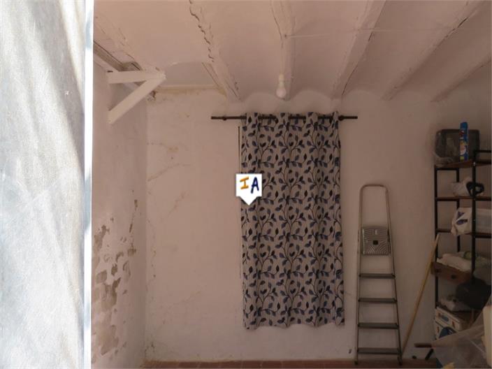 Image No.9-5 Bed Farmhouse for sale