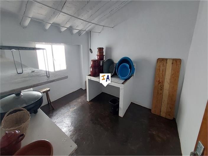 Image No.17-3 Bed House for sale