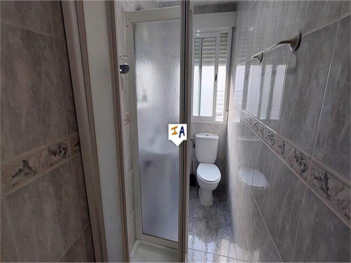 Image No.12-4 Bed House for sale