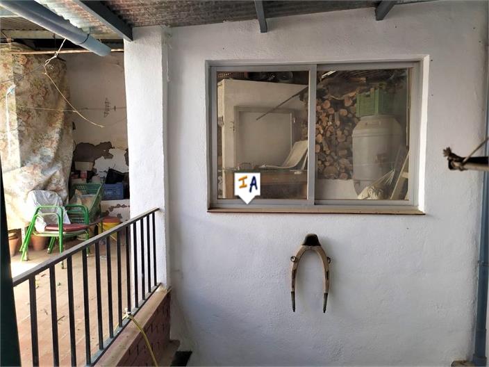 Image No.15-4 Bed House for sale