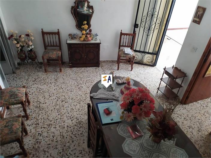 Image No.3-4 Bed House for sale