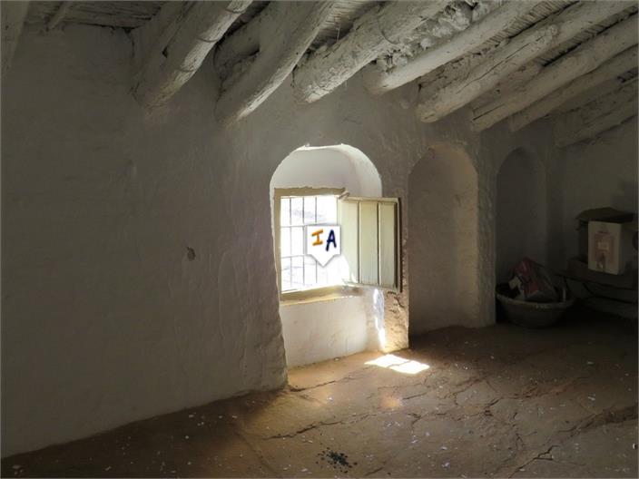 Image No.11-3 Bed House for sale