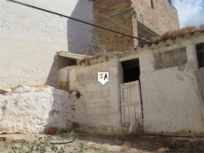 Image No.12-3 Bed House for sale