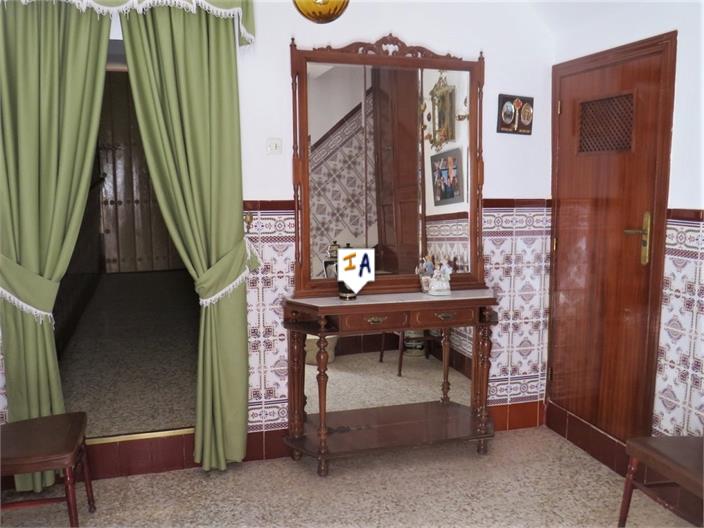 Image No.3-3 Bed House for sale