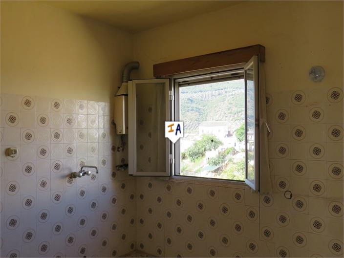 Image No.13-3 Bed House for sale