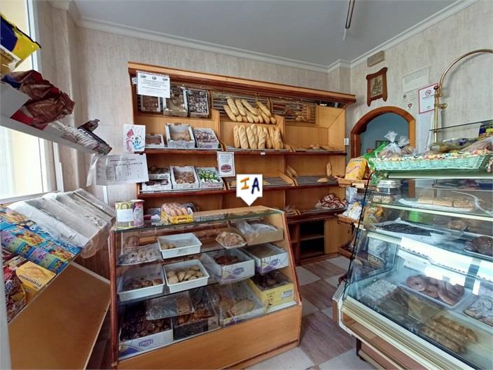 Image No.15-3 Bed House for sale