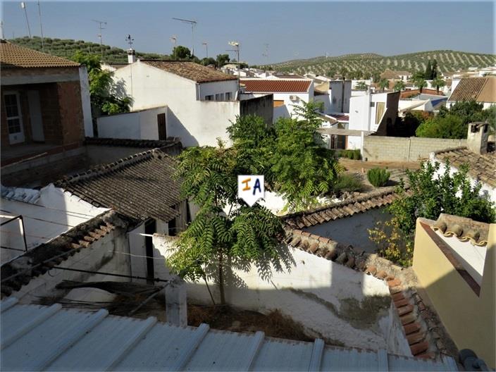 Image No.5-6 Bed House for sale