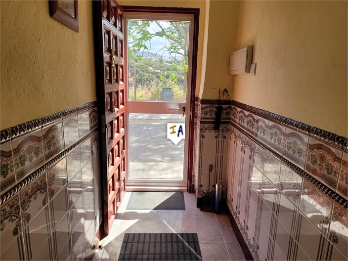 Image No.12-3 Bed House for sale