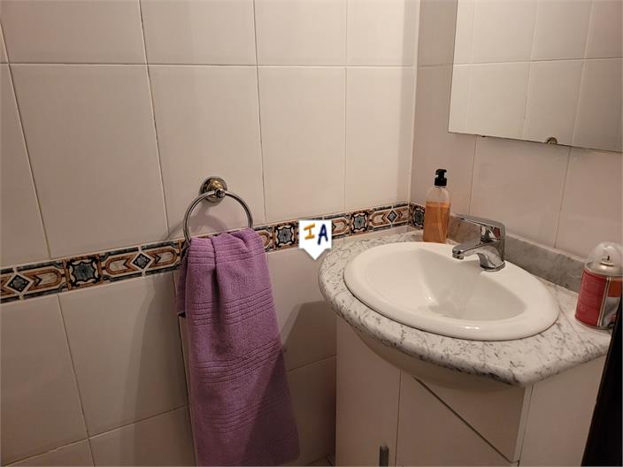 Image No.13-3 Bed House for sale