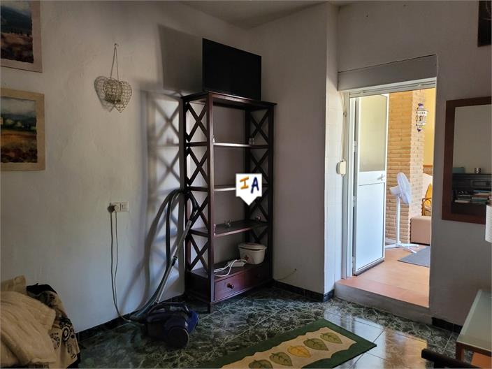 Image No.8-3 Bed House for sale