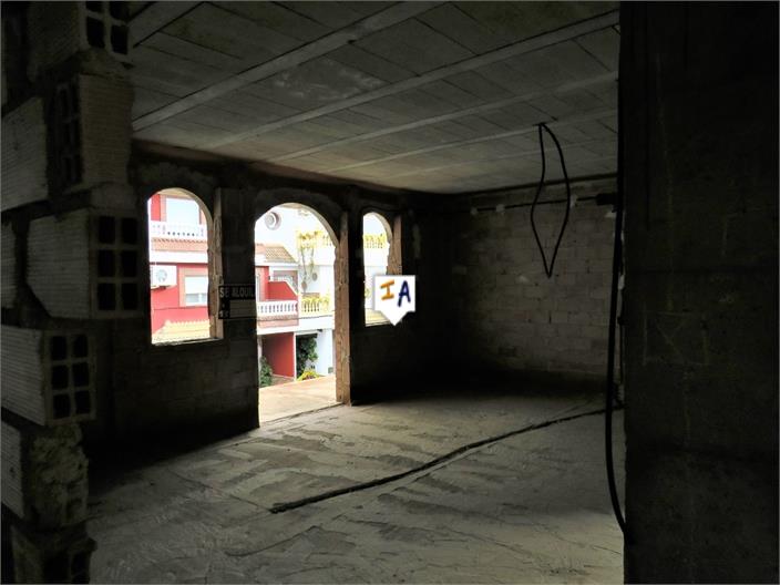 Image No.3-4 Bed House for sale