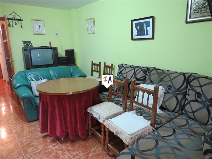 Image No.8-3 Bed House for sale