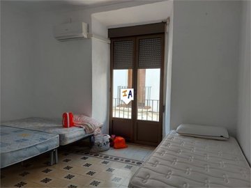th54378