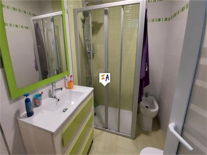 Image No.10-6 Bed House for sale