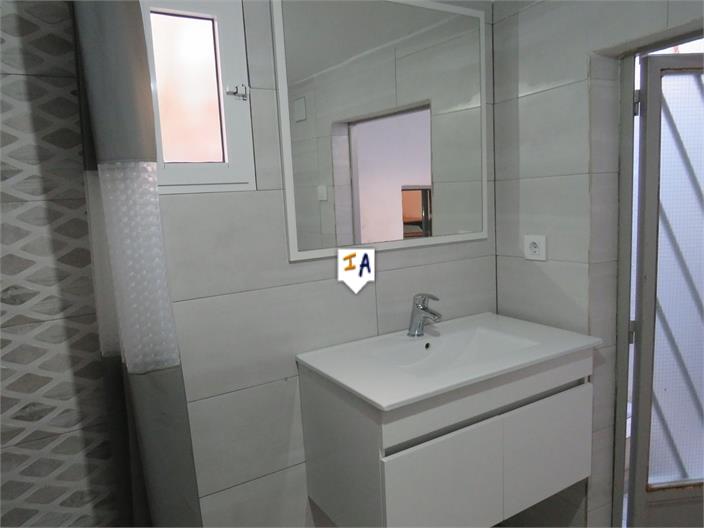 Image No.14-3 Bed House for sale