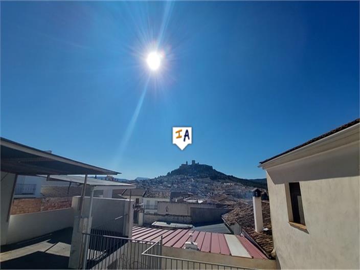 Image No.8-4 Bed House for sale