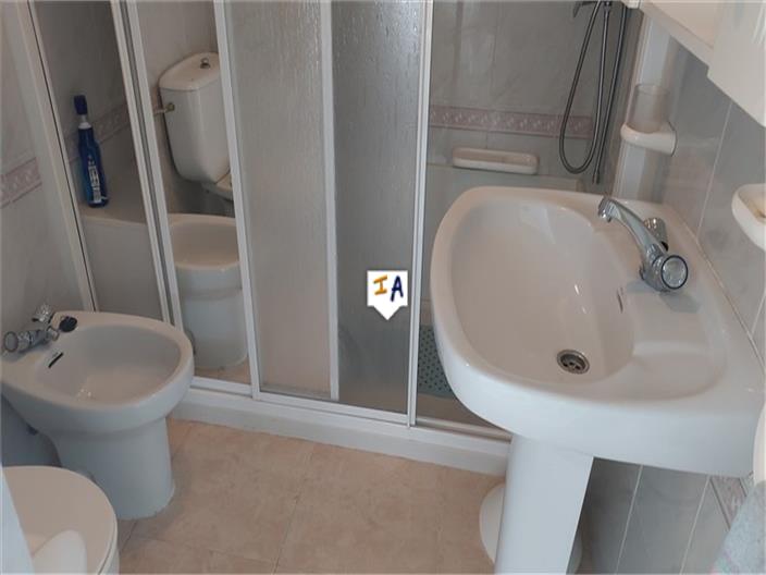 Image No.14-4 Bed House for sale