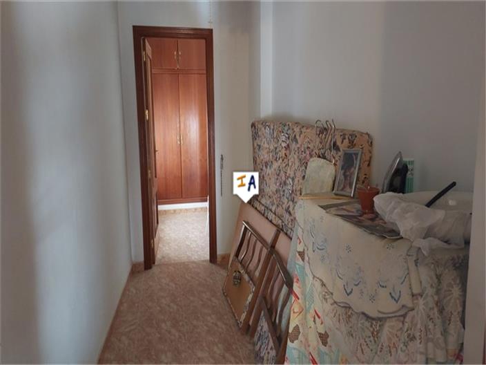 Image No.15-4 Bed House for sale