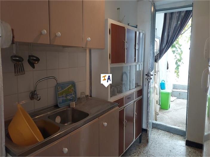 Image No.9-4 Bed House for sale