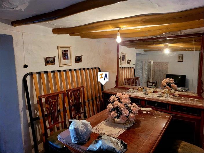 Image No.14-2 Bed Farmhouse for sale