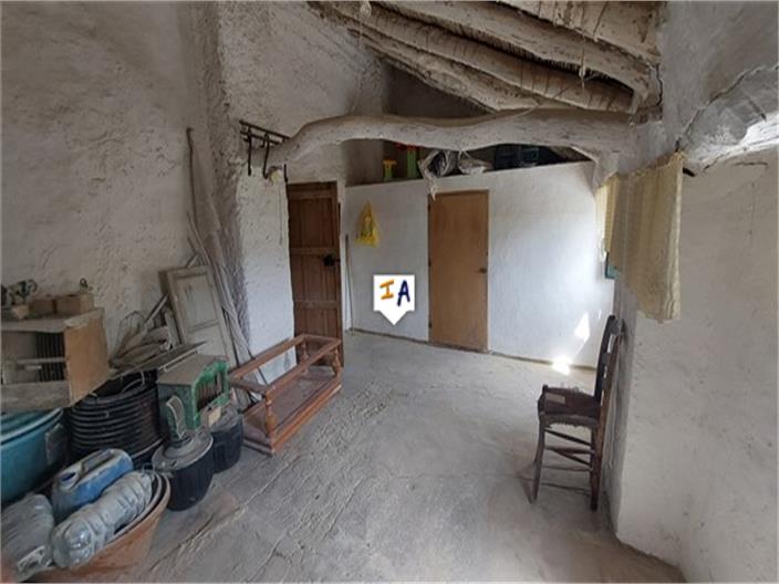 Image No.14-3 Bed Farmhouse for sale