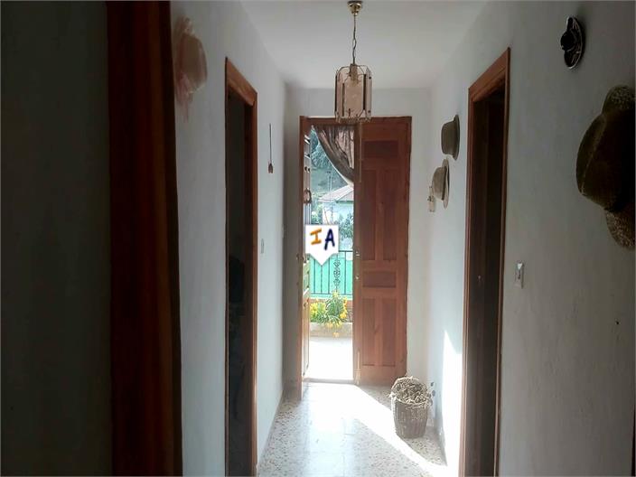 Image No.14-3 Bed House for sale