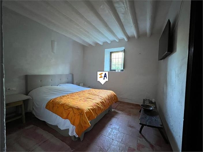 Image No.8-Ferme de 4 chambres à vendre à Rute