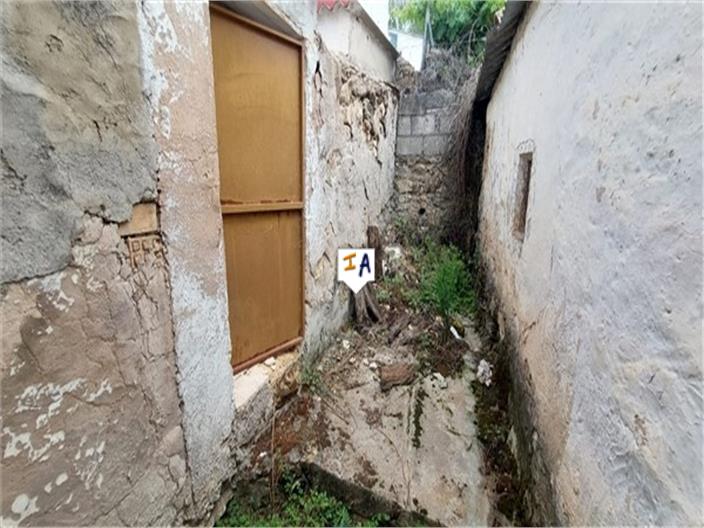 Image No.16-3 Bed House for sale