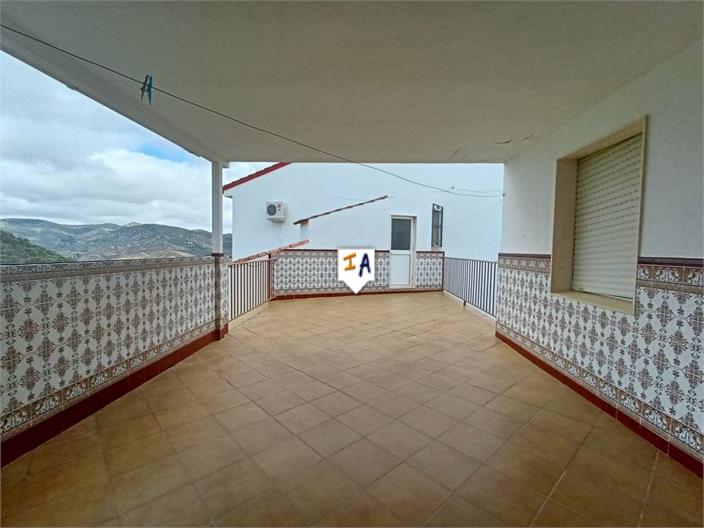 Image No.3-Maison de 5 chambres à vendre à Iznájar